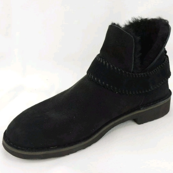 Ugg Australia Mckay anckle booties - Picture 2 of 4